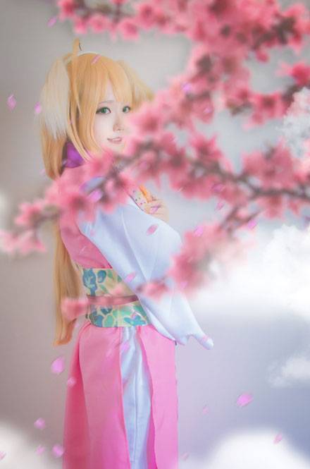 Cosplay福利/《狐妖小红娘》涂山苏苏萌妹COS