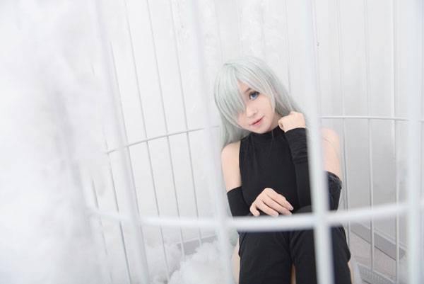 Cosplay福利/《七原罪》伊丽莎白黑丝连体衣COS