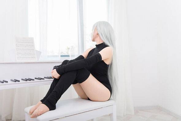 Cosplay福利/《七原罪》伊丽莎白黑丝连体衣COS