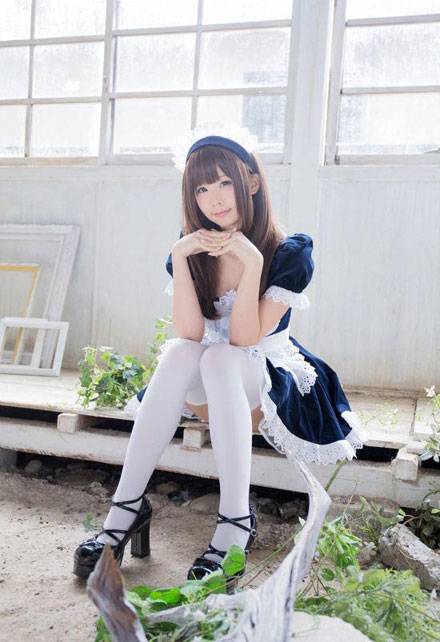 Cosplay福利/日本人气COSER五木昶白色女仆装COS