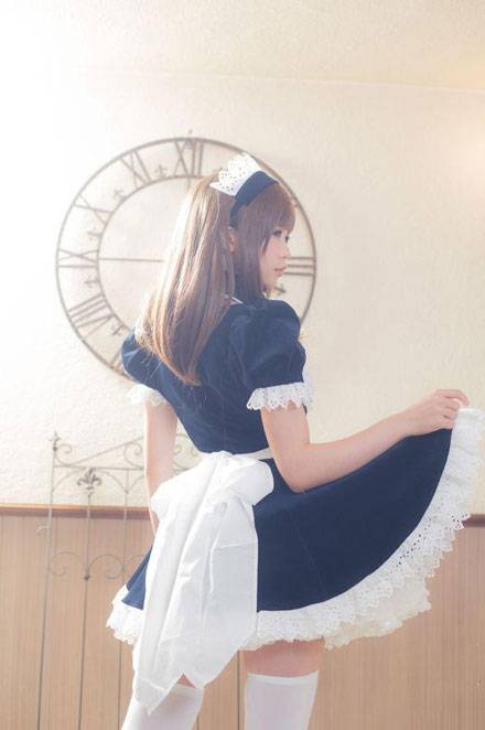 Cosplay福利/日本人气COSER五木昶白色女仆装COS