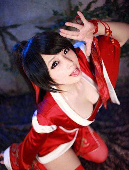 Cosplay福利/白皙萌妹小泉花阳海军COS