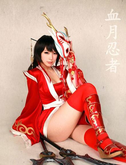 Cosplay福利/白皙萌妹小泉花阳海军COS