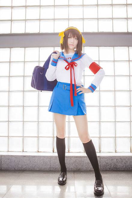 Cosplay福利/长腿萌妹凉宫春日制服COS