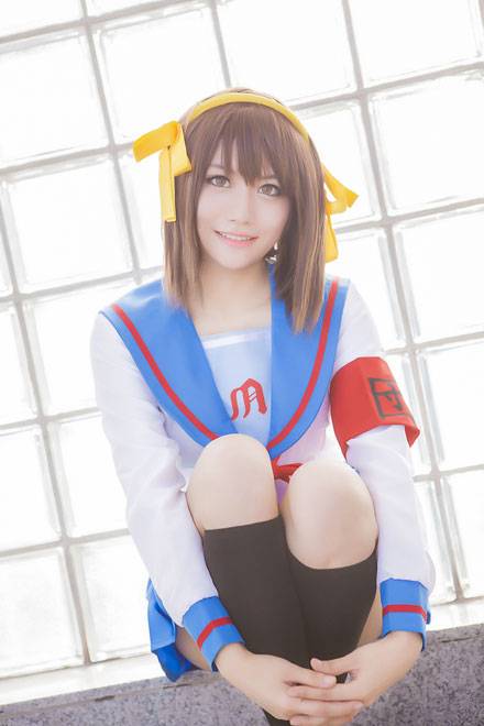 Cosplay福利/长腿萌妹凉宫春日制服COS