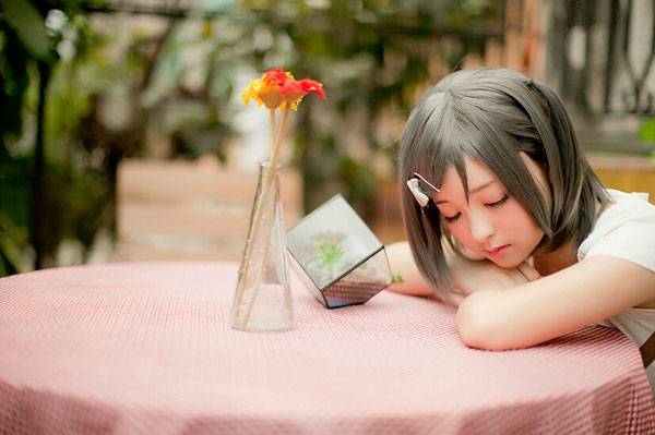 Cosplay福利/《变态王子与不笑猫》筒隐月子COS