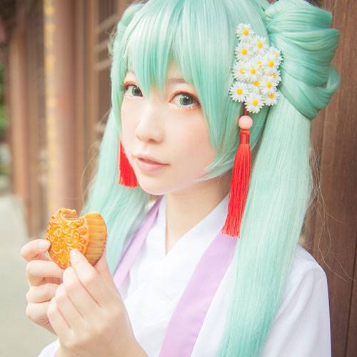 Cosplay福利/《VOCALOID》初音未来中秋明月COS