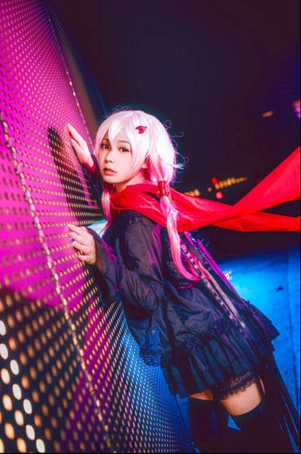 Cosplay福利/《罪恶王冠》楪祈黑色唱片封面COS