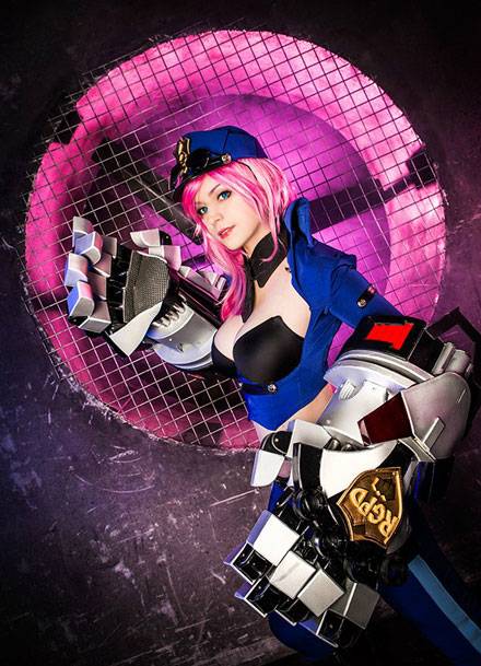 Cosplay福利/LOL皮城执法官蔚福利COS