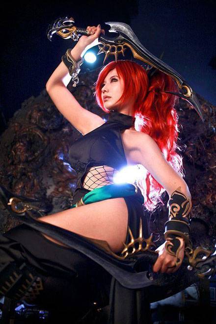 Cosplay福利/螺旋猫Tasha《乱斗西游》赤虎鲨Cos