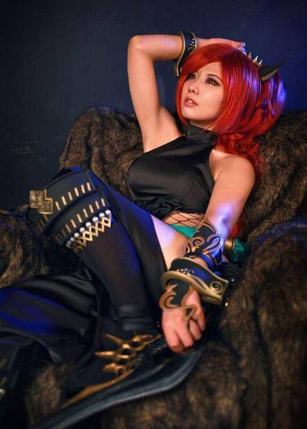 Cosplay福利/螺旋猫Tasha《乱斗西游》赤虎鲨Cos