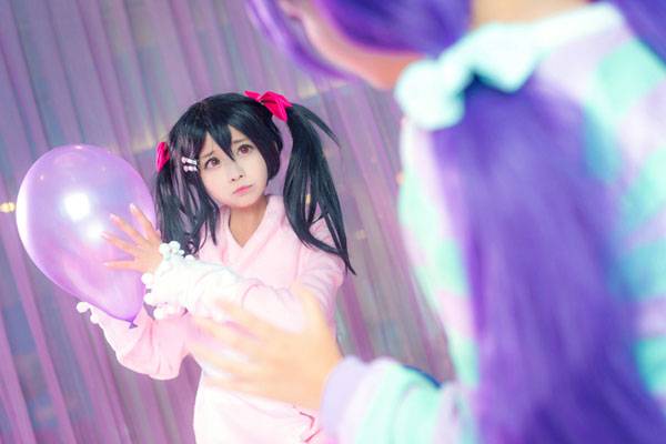 Cosplay福利/东条希&矢泽妮可睡衣福利COS