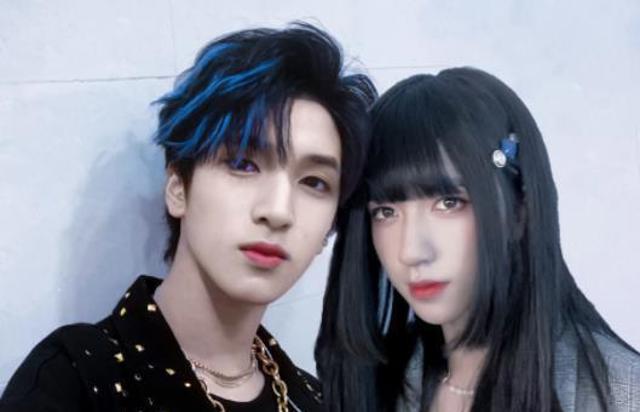 严浩翔×贺峻霖毛笔play耽美文腐漫lofter 贺峻霖看到严浩翔后哭了