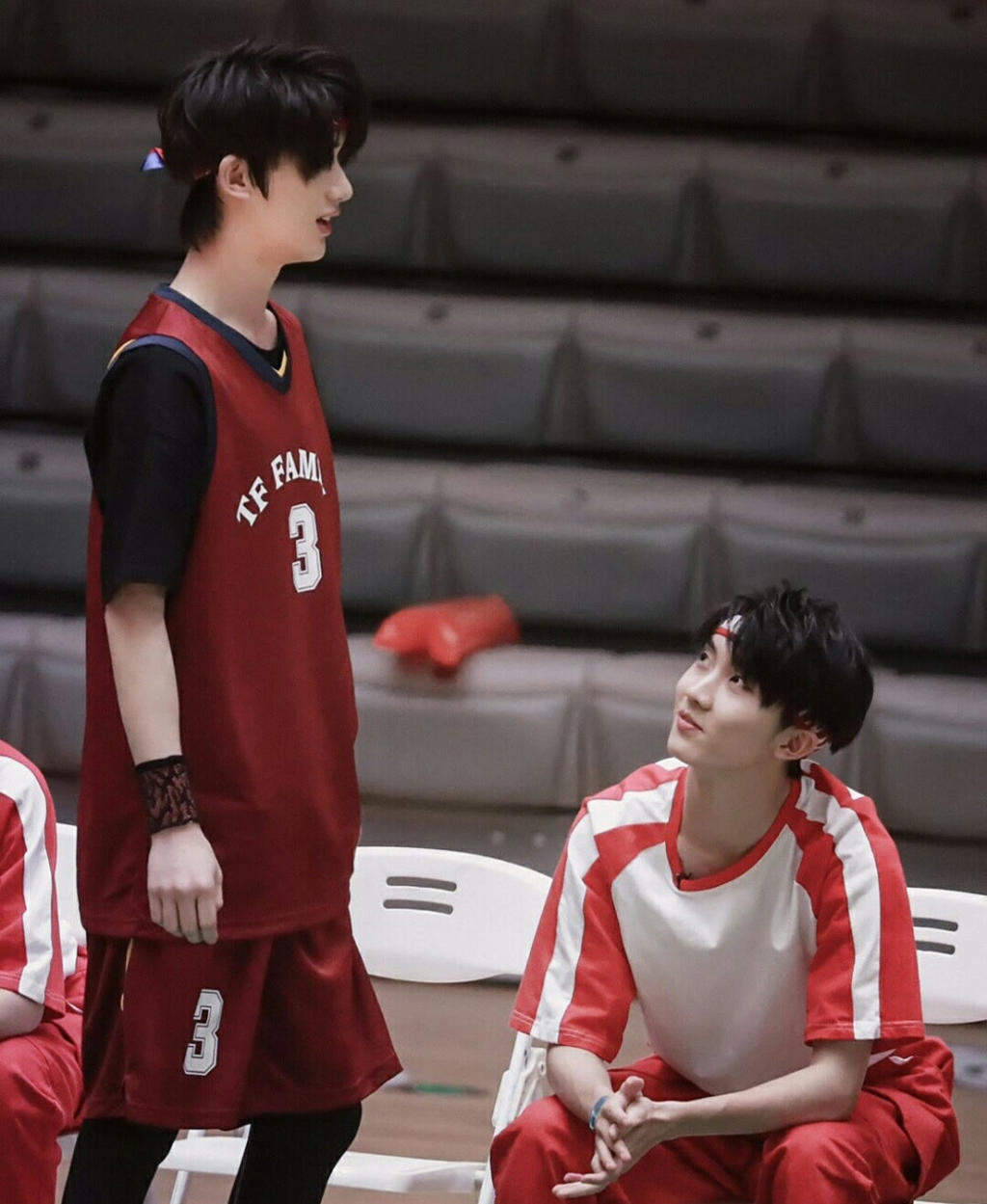 archiveofown祺鑫道具车文图本子