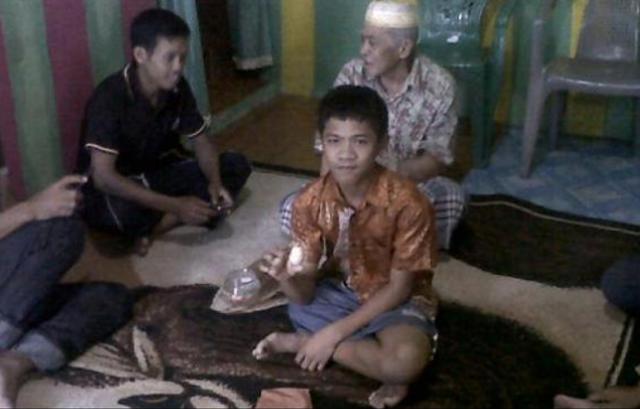 大肚子生蛋生卵男孩