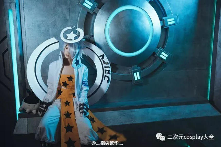 凹凸世界丹尼尔×创世神肉车腐文本子全彩