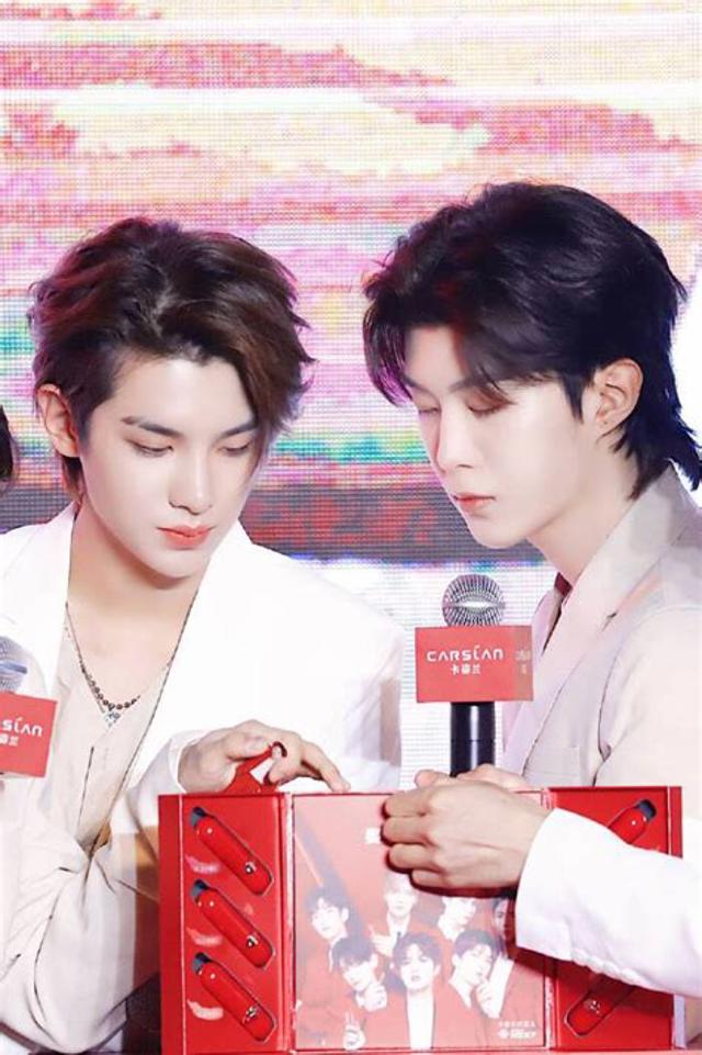 鑫霖车mono猫弄 丁程鑫贺峻霖车肉耽美文腐漫lofter