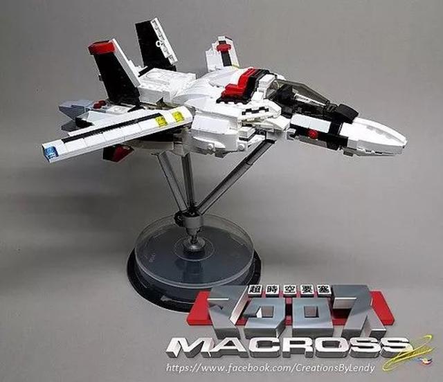 乐高《超时空要塞》MOC作品欣赏