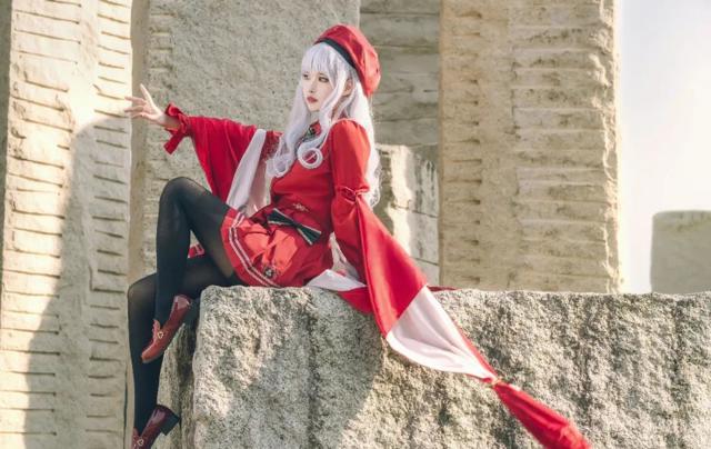 cos:fgo 卡莲 “Servant,Ruler,神灵阿莫尔,卡莲·C·奥尔黛西亚,回应召唤前来.”