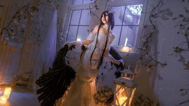 cos: OVERLORD 雅儿贝德 “女神一般的微笑看起来也像隐藏内心的面具”