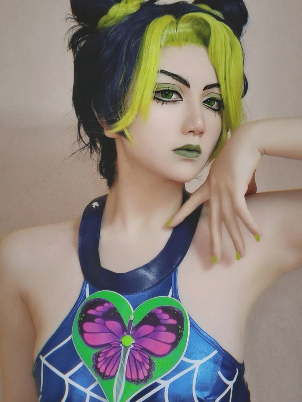 jojo徐伦去掉衣服