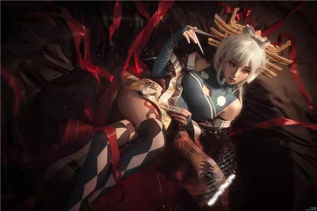 看腿!《VOCALOID》洛天依红颜祸水妲己的COSPLAY欣赏