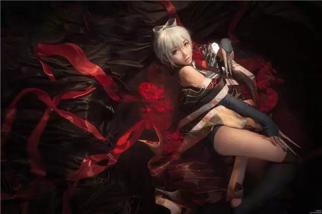 看腿!《VOCALOID》洛天依红颜祸水妲己的COSPLAY欣赏