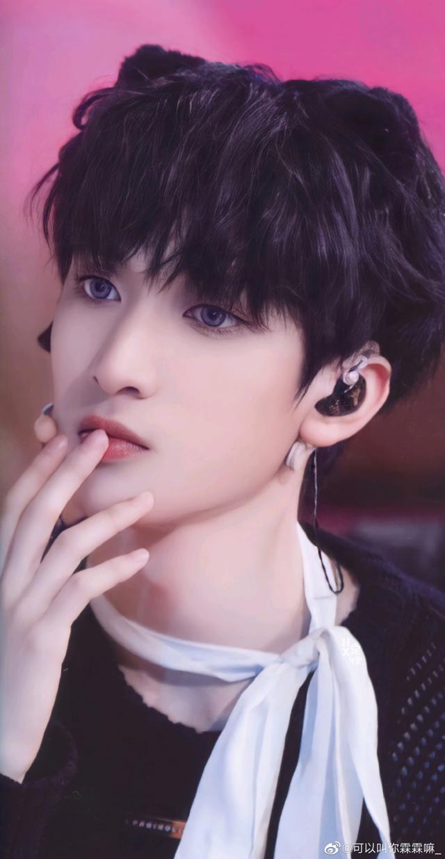 严浩翔贺峻霖用道具开车腐文本子全彩